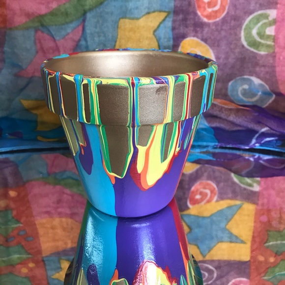 Rainbow Planter Pot - Picture 4 of 5